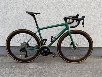Used Specialized Aethos Comp - Shimano 105 Di2 2024 2024 Road & Gravel