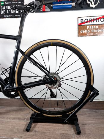 Used Specialized S-Works Tarmac SL6 Disc - Dura Ace Di2 2020 2020 Road & Gravel, Nero — image 21 of 25