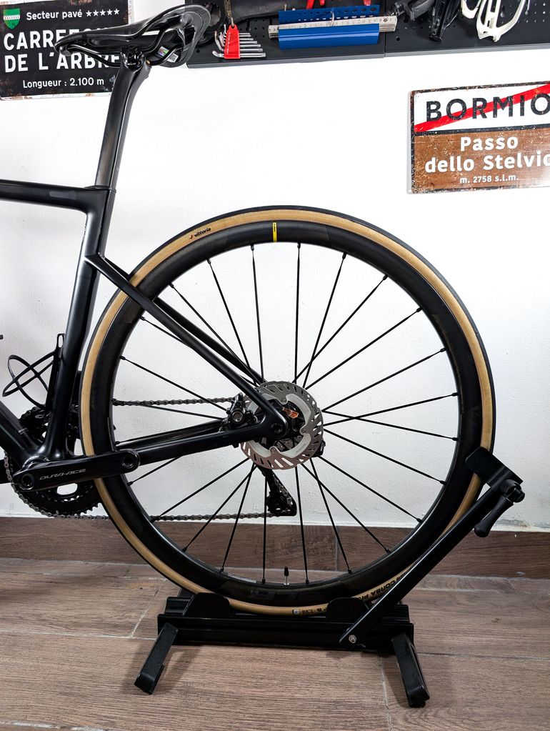 Used Specialized S-Works Tarmac SL6 Disc - Dura Ace Di2 2020 2020 Road & Gravel, Nero — image 21 of 25
