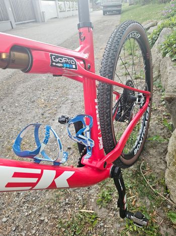 Used Trek Supercaliber SRAM XX1 Eagle AXS 2022 Road & Gravel, Rot — image 2 of 7