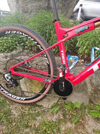 Used Trek Supercaliber SRAM XX1 Eagle AXS 2022 Road & Gravel, Rot — image 3 of 7