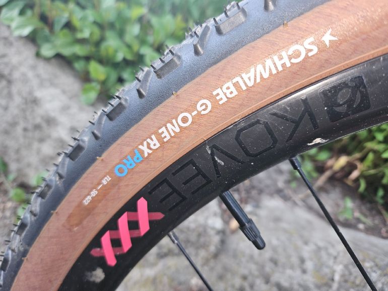 Used Trek Supercaliber SRAM XX1 Eagle AXS 2022 Road & Gravel, Rot — image 6 of 7