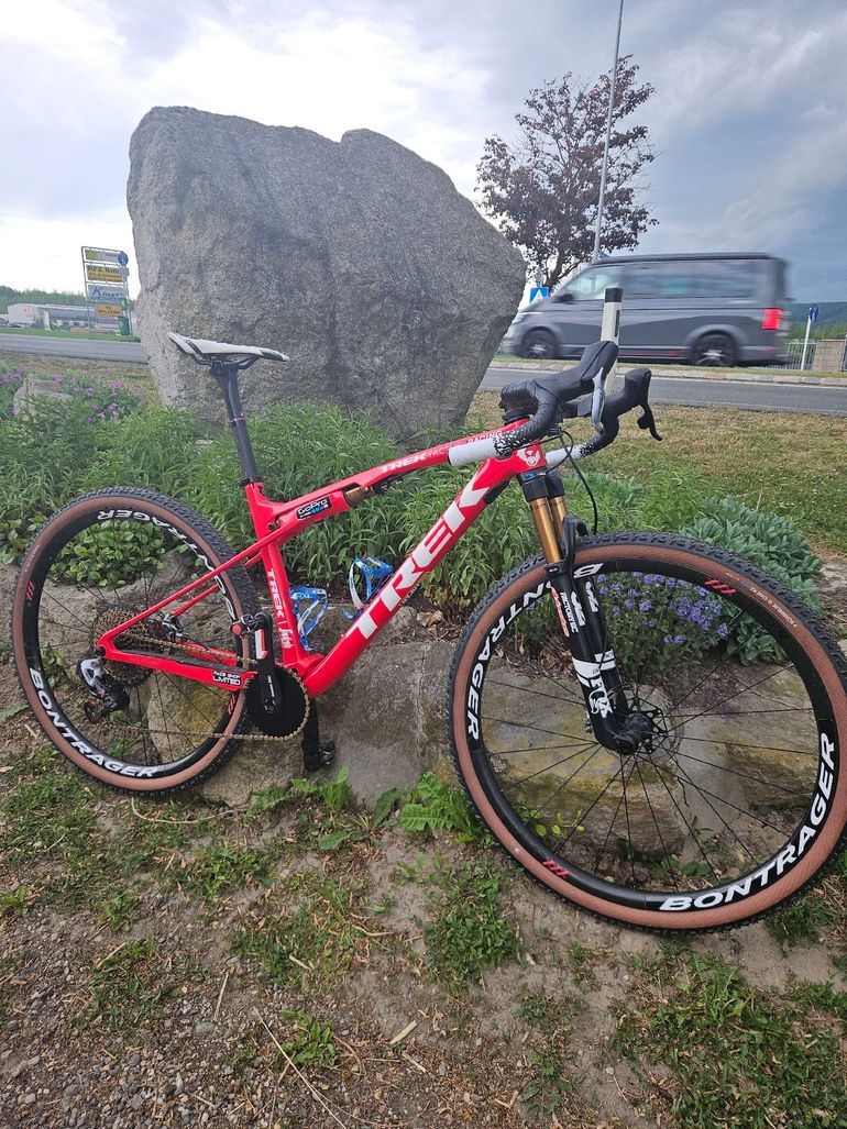 Used Trek Supercaliber SRAM XX1 Eagle AXS 2022 Road & Gravel, Rot — image 7 of 7