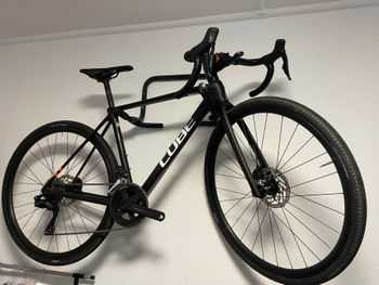 Used CUBE Cross Shimano 105 Di2 2024 Road & Gravel, Schwarz — image 2 of 15