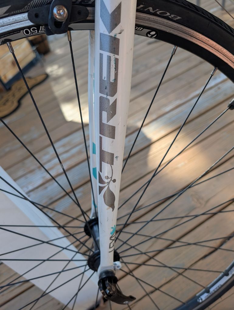 Used Trek Lexa SL Compact 2015 2015 Road & Gravel, White — image 20 of 23