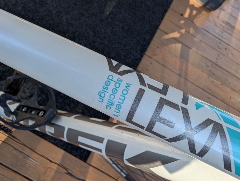 Used Trek Lexa SL Compact 2015 2015 Road & Gravel, White — image 7 of 23