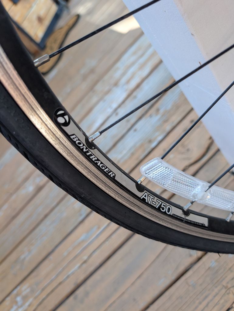 Used Trek Lexa SL Compact 2015 2015 Road & Gravel, White — image 18 of 23
