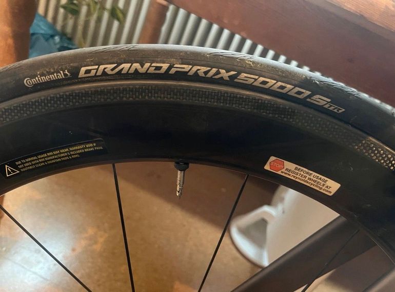 Used Canyon Speedmax CF 8 Disc 2022 2022 Road & Gravel — image 5 of 6