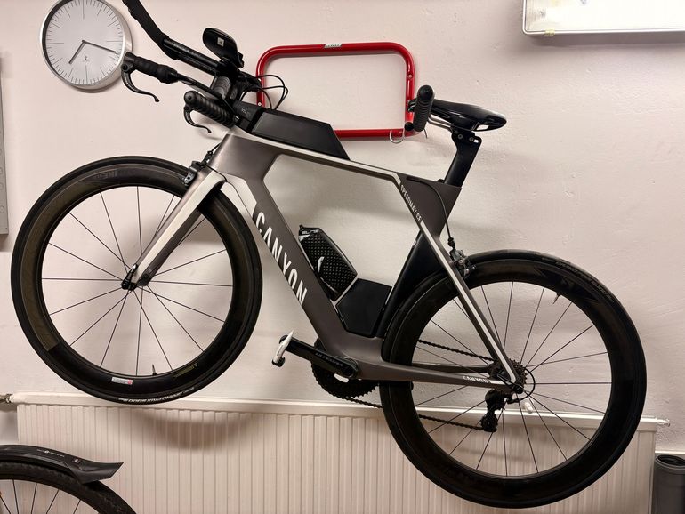 Used Canyon Speedmax CF 8 Disc 2022 2022 Road & Gravel — image 2 of 6