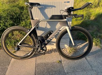 Used Canyon Speedmax CF 8 Disc 2022 2022 Road & Gravel — image 6 of 6