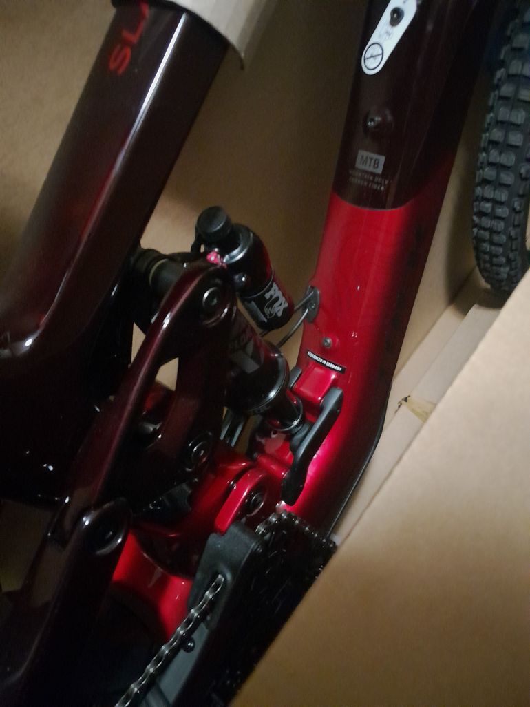 Used Trek Slash+ 9.7 SLX/XT 2025 2025 Mountainbike — image 4 of 6