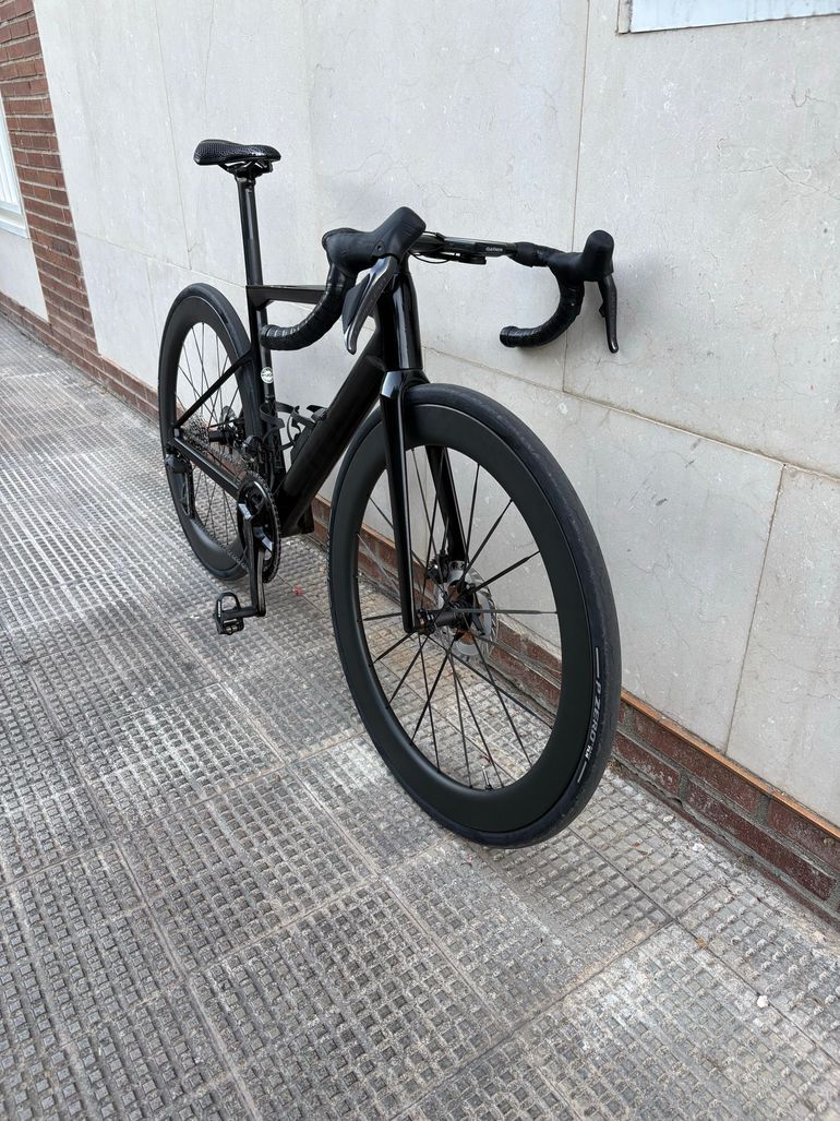 Used BMC Teammachine SLR 01 THREE 2023 2023 Road & Gravel, Black — image 7 of 8