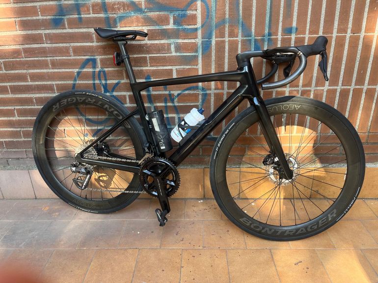Used BMC Teammachine SLR 01 THREE 2023 2023 Road & Gravel, Black — image 3 of 3