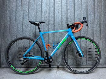 Used CUBE CROSS RACE SL 2018 2018 Road & Gravel, Blau — image 2 of 5