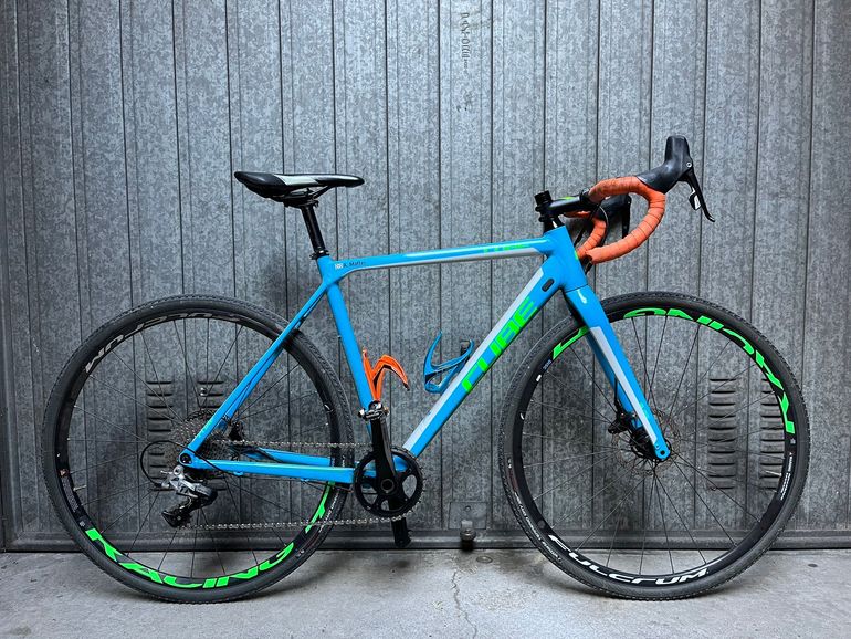 Used CUBE CROSS RACE SL 2018 2018 Road & Gravel, Blau — image 2 of 5