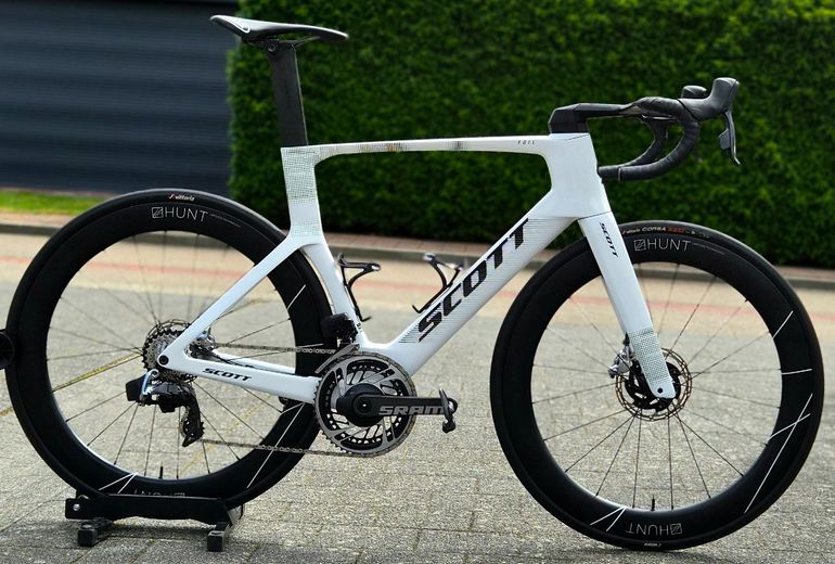 Used Scott Scott Foil RC (2025) - Custom Gloss White - SRAM Red AXS D1 2025 Road & Gravel — image 2 of 25