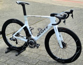 Used Scott Scott Foil RC (2025) - Custom Gloss White - SRAM Red AXS D1 2025 Road & Gravel — image 11 of 25