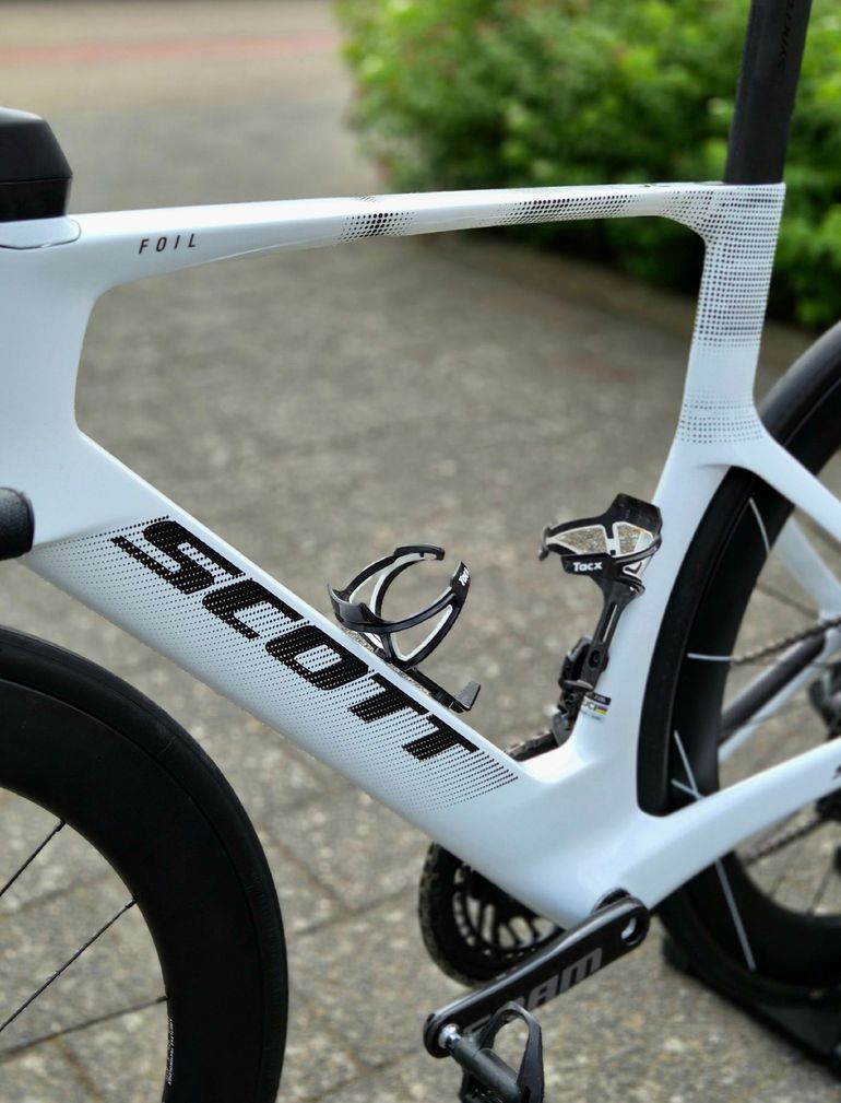 Used Scott Scott Foil RC (2025) - Custom Gloss White - SRAM Red AXS D1 2025 Road & Gravel — image 17 of 25