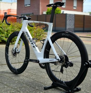 Used Scott Scott Foil RC (2025) - Custom Gloss White - SRAM Red AXS D1 2025 Road & Gravel — image 14 of 25