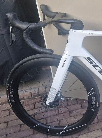 Used Scott Scott Foil RC (2025) - Custom Gloss White - SRAM Red AXS D1 2025 Road & Gravel — image 3 of 12