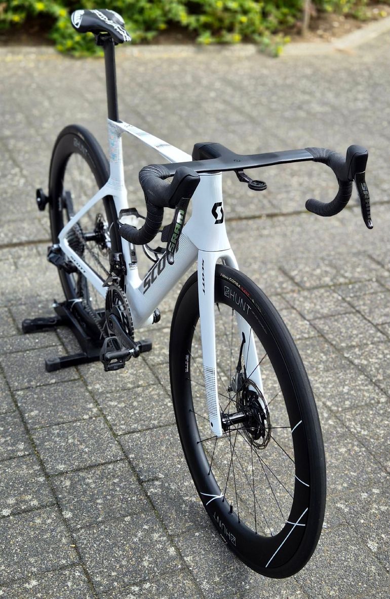 Used Scott Scott Foil RC (2025) - Custom Gloss White - SRAM Red AXS D1 2025 Road & Gravel — image 9 of 25