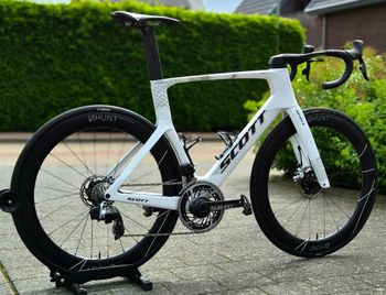 Used Scott Scott Foil RC (2025) - Custom Gloss White - SRAM Red AXS D1 2025 Road & Gravel