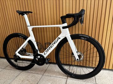Brugt Orbea ORCA AERO M20iLTD 2025 2025 Road & Gravel — billede 1 af 14