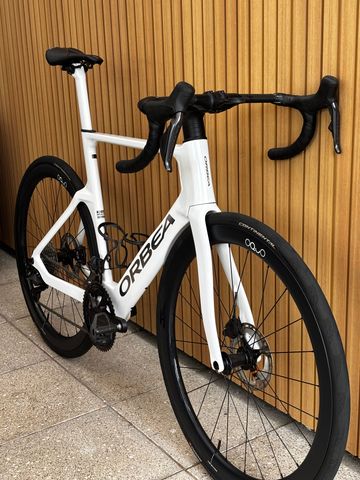 Brugt Orbea ORCA AERO M20iLTD 2025 2025 Road & Gravel — billede 2 af 14