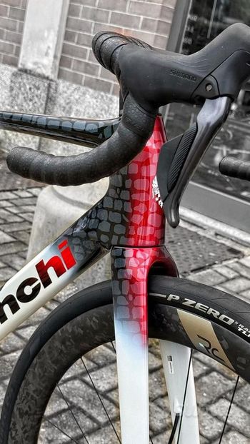 Used Bianchi INFINITO PARIS-ROUBAIX 2026 LIMITED EDITION N°5 2026 Road & Gravel, White — image 21 of 26