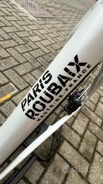 Used Bianchi INFINITO PARIS-ROUBAIX 2026 LIMITED EDITION N°5 2026 Road & Gravel, White — image 4 of 26