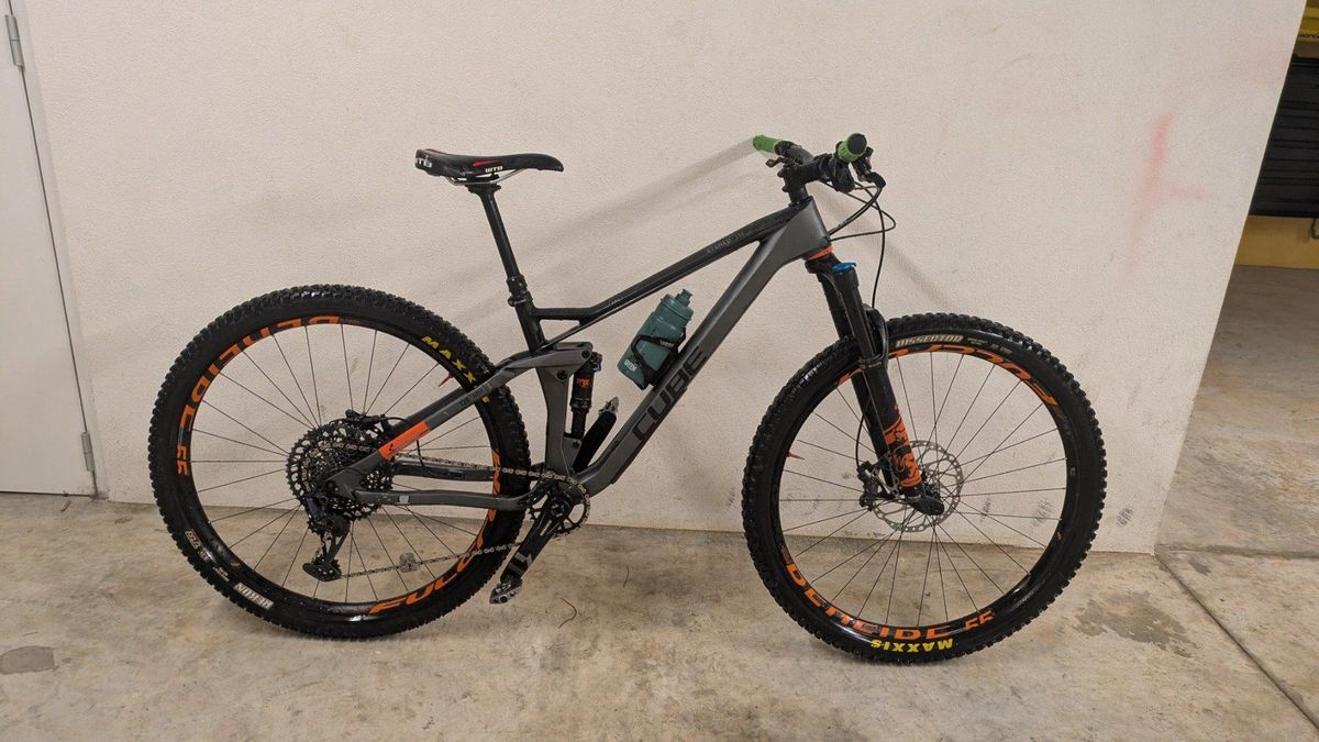 bosch e bike ladegerät 36v defekt vhbw 1x kompatibel mit PowerPack 400 | PowerPack 500 Fahrradakkus, E-Bike CUBE E-Bike günstig kaufen LCD display and integrated throttle Anzahl:3 Stück