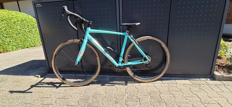Used Bianchi Via Nirone 7 105 2021 2021 Road & Gravel
