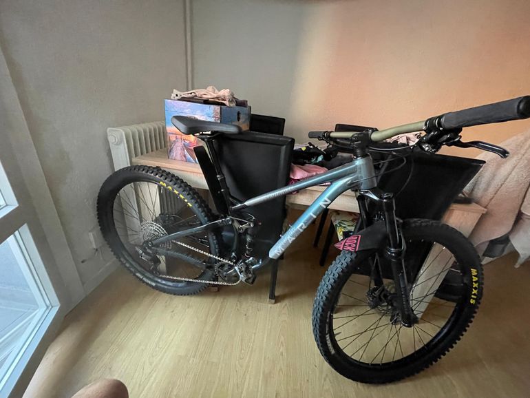 Used Marin Rift Zone 29 2 2021 2021 Mountainbike, Black, 29 — image 3 of 4