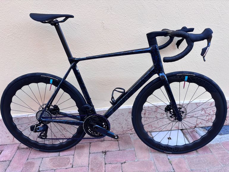 Used Giant TCR Advanced Pro 0 2026 2026 Road & Gravel, Black — image 1 of 11