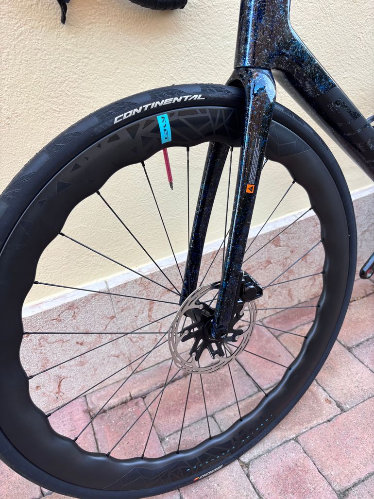 Used Giant TCR Advanced Pro 0 2026 2026 Road & Gravel, Black — image 9 of 11