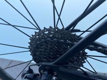 Brugt Canyon Endurace CF 8.0 Di2 2019 2019 Road & Gravel — billede 18 af 26