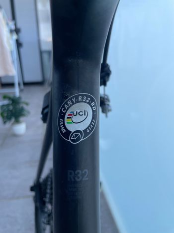 Used Canyon Endurace CF 8.0 Di2 2019 2019 Road & Gravel, Schwarz — image 11 of 22