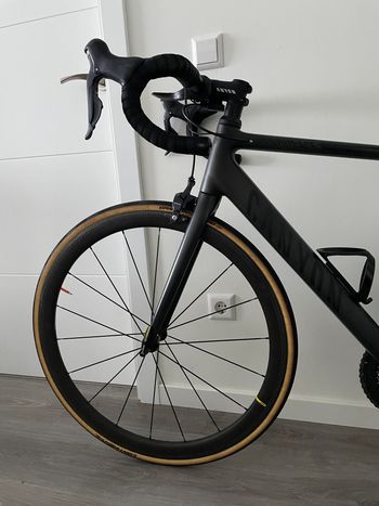 Used Canyon Endurace CF 8.0 Di2 2019 2019 Road & Gravel, Black — image 24 of 26