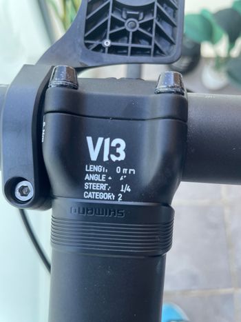 Used Canyon Endurace CF 8.0 Di2 2019 2019 Road & Gravel, Schwarz — image 7 of 22