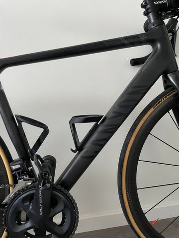 Brugt Canyon Endurace CF 8.0 Di2 2019 2019 Road & Gravel — billede 25 af 26