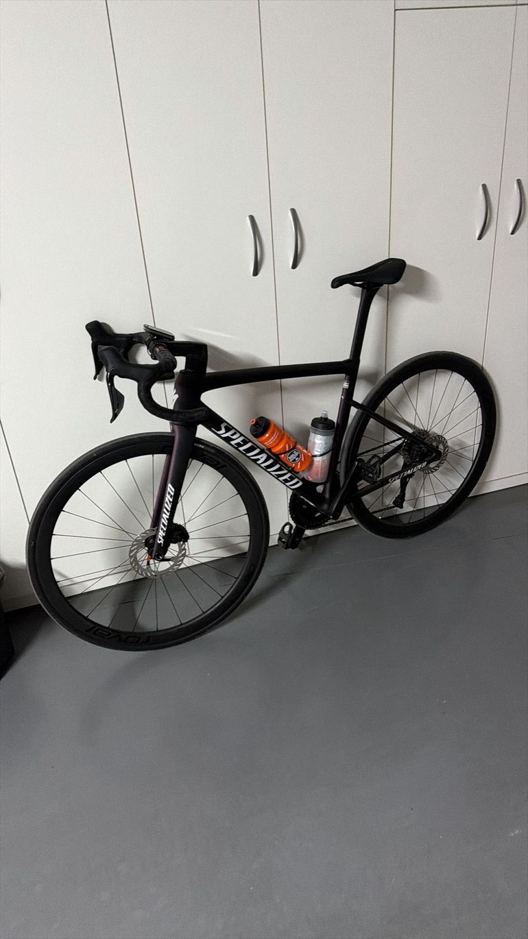 Used Specialized Tarmac SL8 Comp - Shimano 105 Di2 2026 2026 Road & Gravel, Black — image 1 of 3