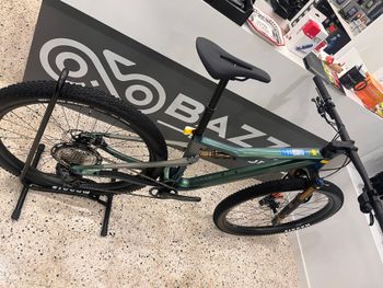 Used Orbea OIZ M10 2025 2025 Mountainbike, Green — image 3 of 3