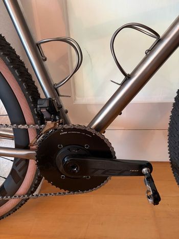 Used Custom Waltly Titanium Gravel Bike - Shimano Ultegra/GRX Di2 12s Custom Titan Waltly Gravel Rad Ultegra GRX Di2 12s 2025 Road & Gravel, Light Gray — image 9 of 11