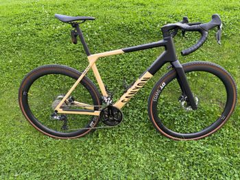 Used Canyon Grail CF SLX 8 Di2 2024 2024 Racefiets & gravel