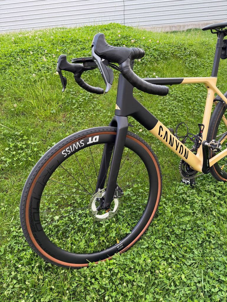 Used Canyon Grail CF SLX 8 Di2 2024 2024 Road & Gravel — image 9 of 18