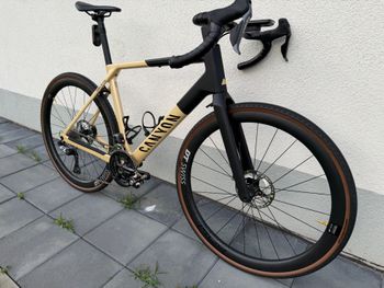 Used Canyon Grail CF SLX 8 Di2 2024 2024 Road & Gravel — image 11 of 18