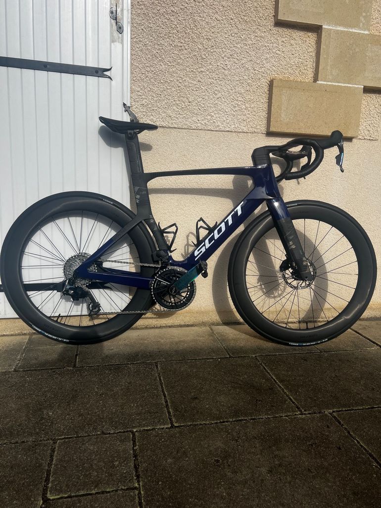 Used Scott Foil RC Team 2026 2026 Road & Gravel, Blau — image 1 of 5