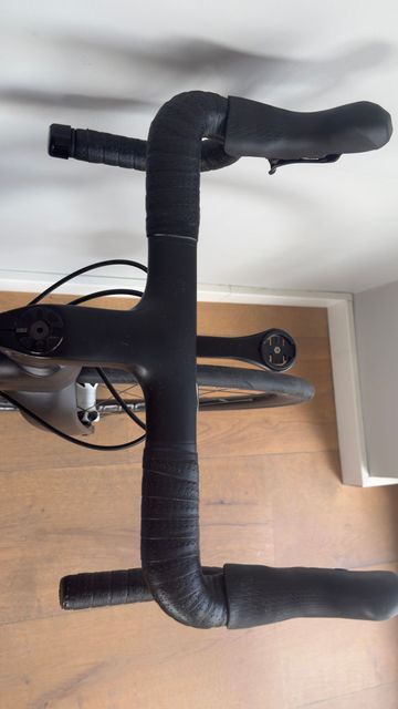 Storck Fascenario.3 Shimano 105 2023 Road & Gravel usato, Nero — immagine 9 di 19