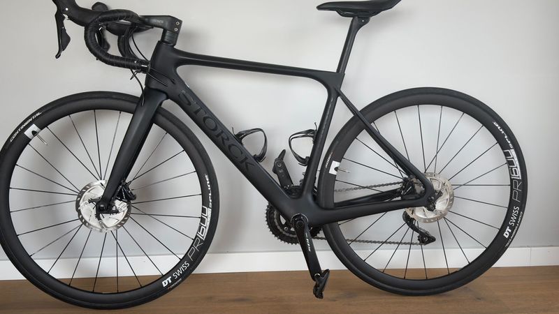Storck Fascenario.3 Shimano 105 2023 Road & Gravel usato, Nero — immagine 2 di 19