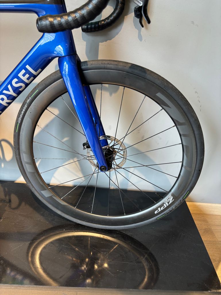 Used Van rysel RCR Pro Replica Dura Ace Di2 Decathlon AG2R Team 2024 2024 Road & Gravel — image 5 of 11
